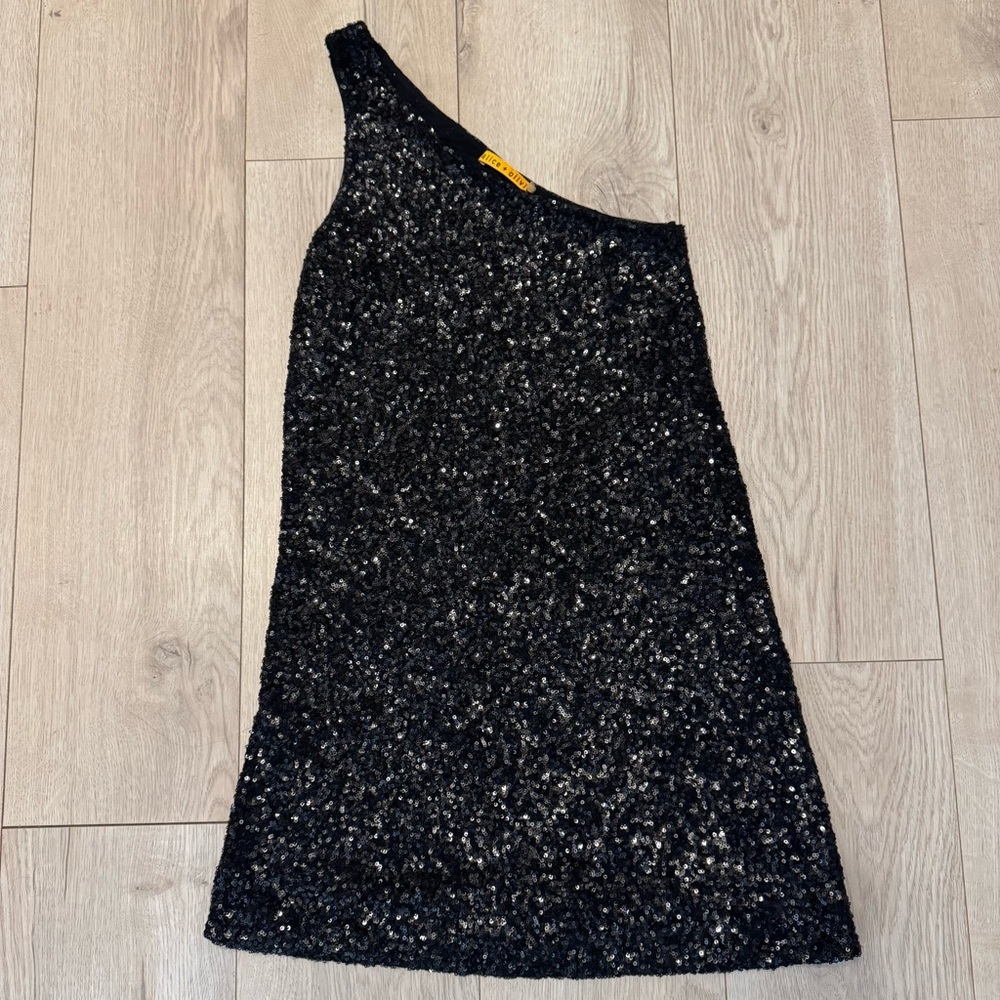 Alice + Olivia One Shoulder Sequin Mini Dress